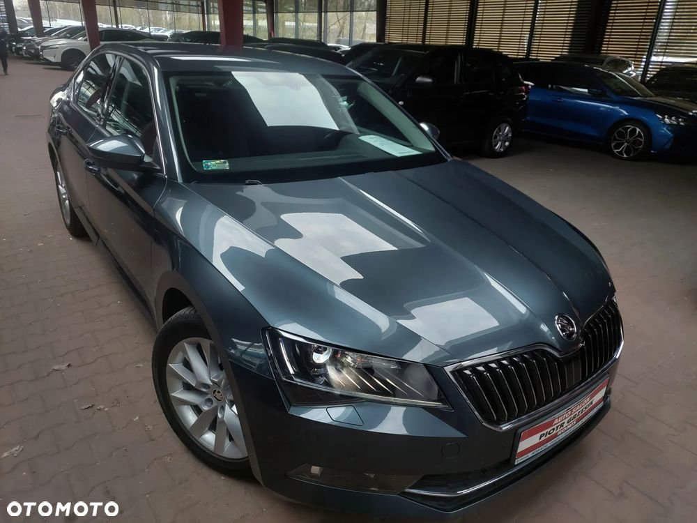 Skoda Superb 1.4 TSI ACT Ambition DSG - 32