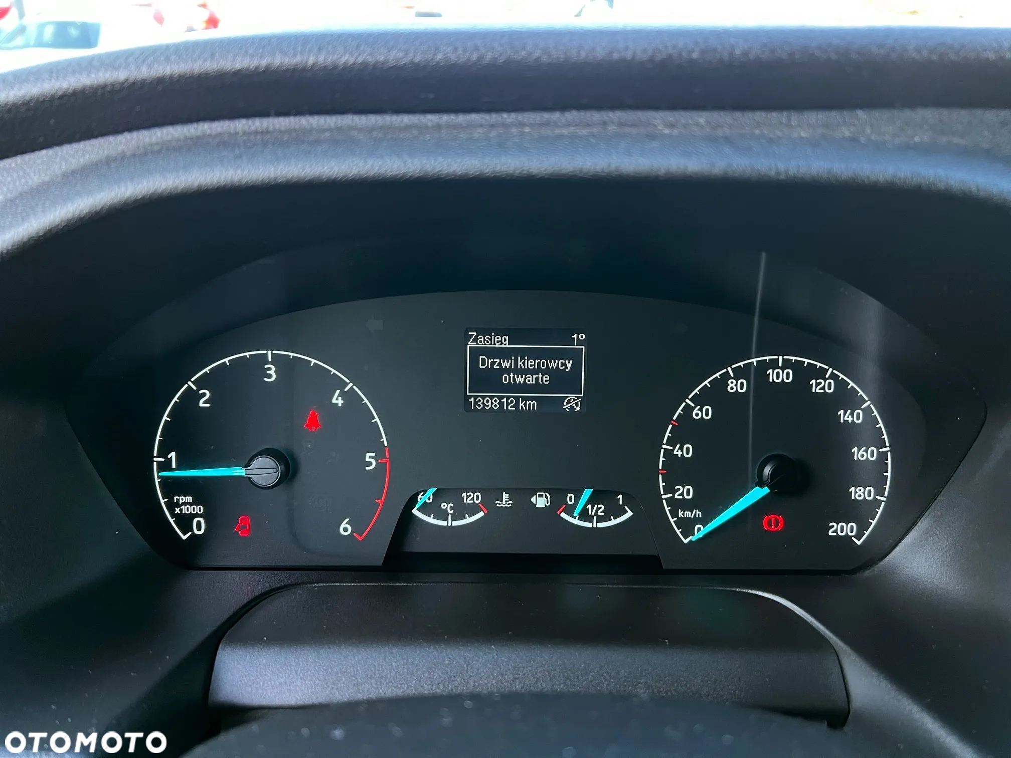 Ford Transit L2H2 Furgon Blaszak Lift Salon PL, Jeden Właściciel - 10