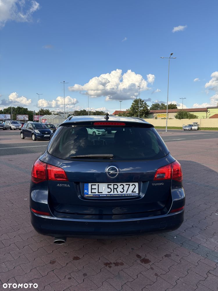 Opel Astra - 9