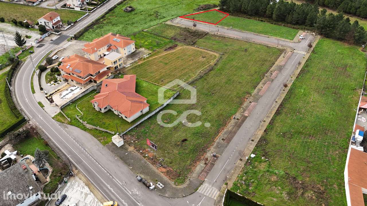 Lote de terreno destinado à construção de moradia, situado em uma loca - Grande imagem: 3/18