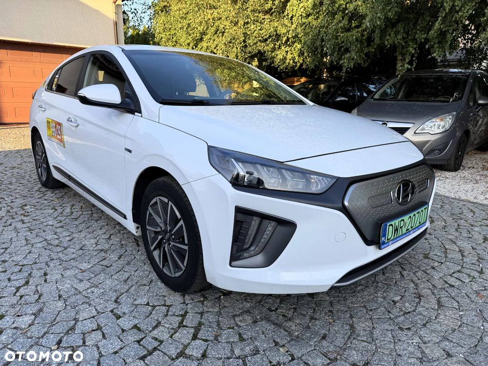 Hyundai IONIQ Electric Premium - 4