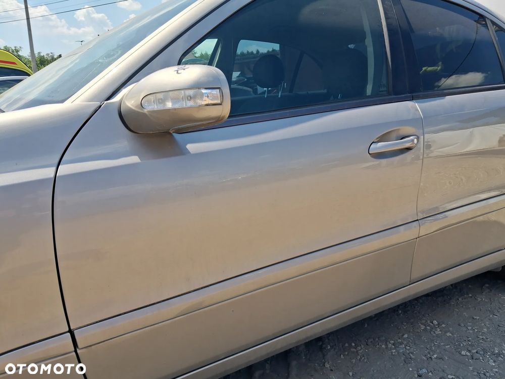 DRZWI LEWY PRZOD MERCEDES W211 723 - 3