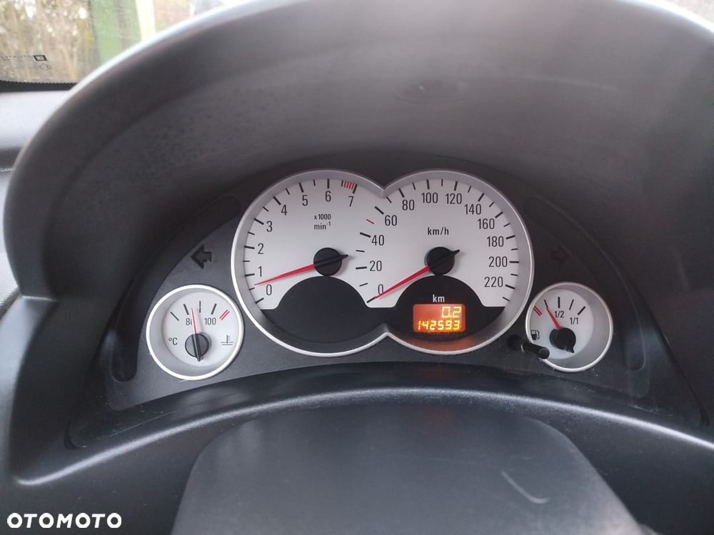 Opel Corsa 1.0 12V - 16