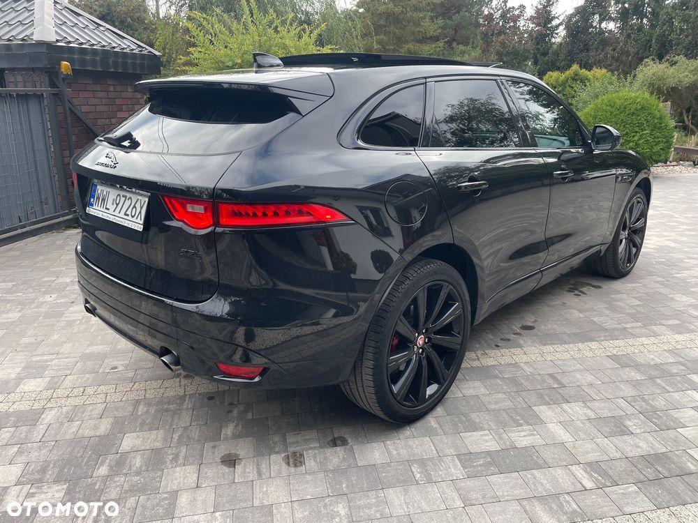 Jaguar F-Pace 2.0 i4P AWD R-Sport - 3