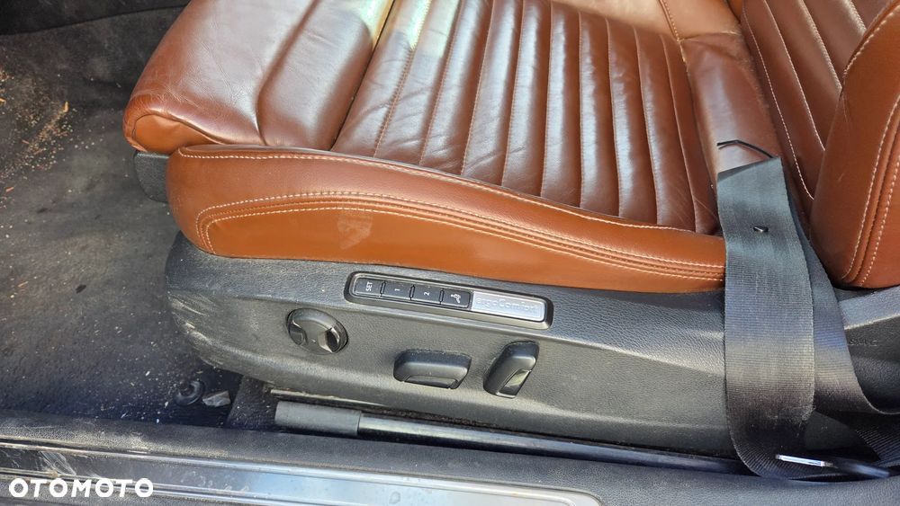 Volkswagen Passat 2.0 TDI SCR (BlueMotion Tech) 4Motion D Highline - 6