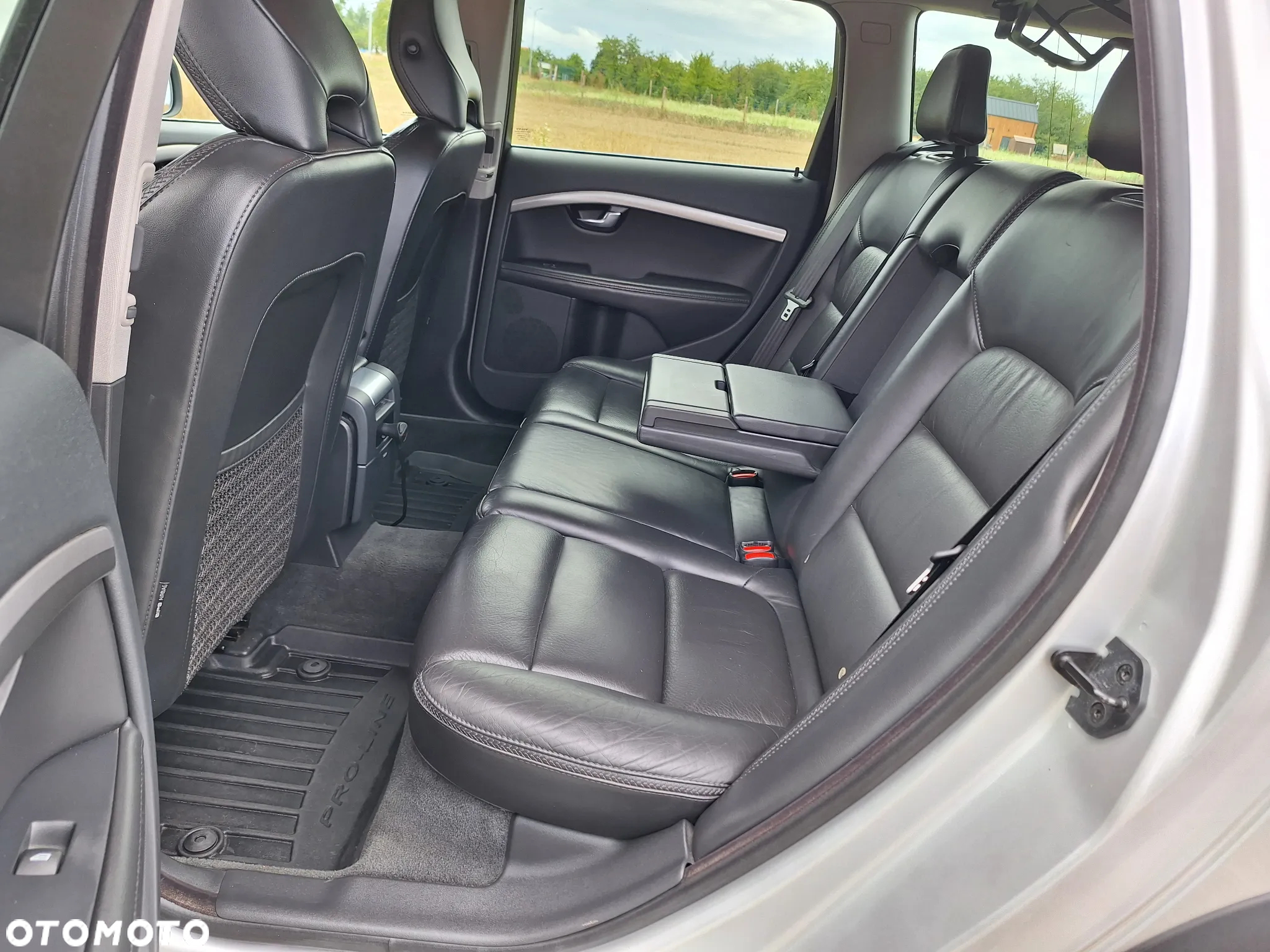 Volvo XC 70 D5 AWD Geartronic Momentum - 20