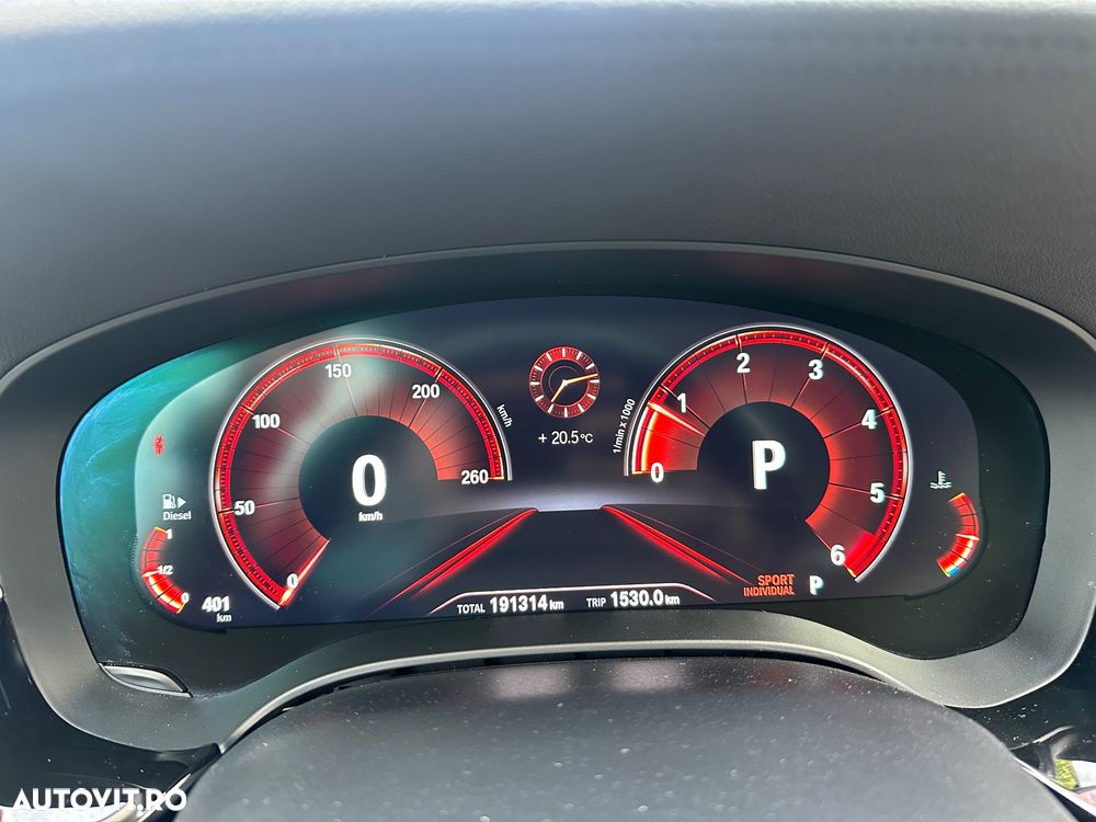 BMW Seria 5 520d xDrive AT - 25