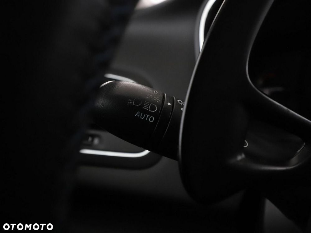 Renault Megane ENERGY TCe 205 EDC GT - 35