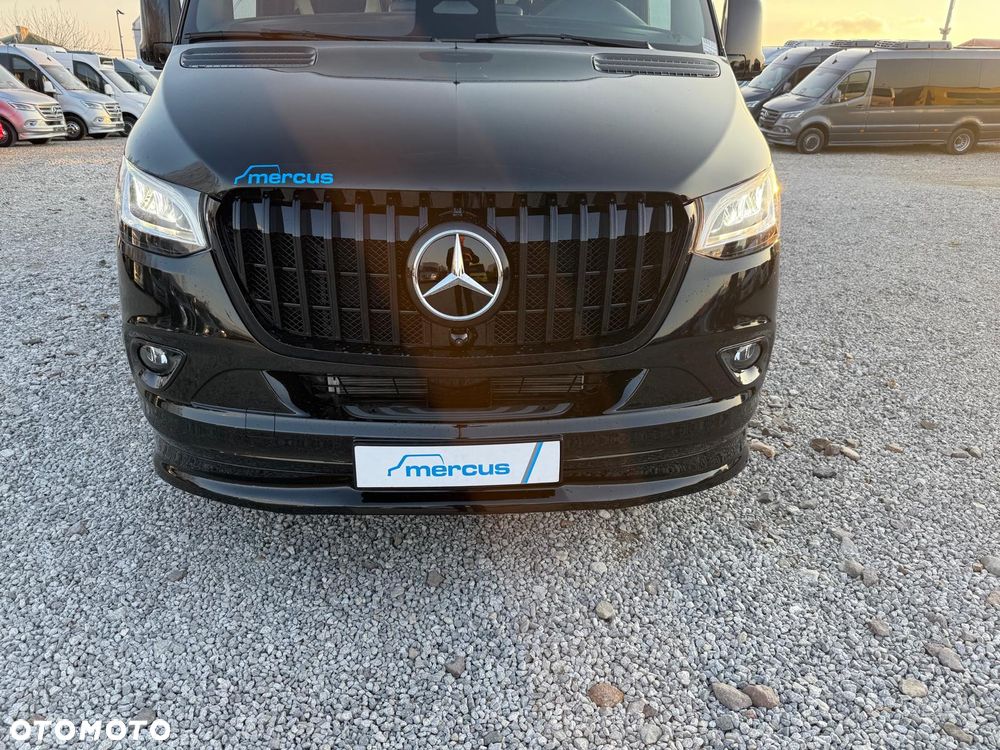 Mercedes-Benz Sprinter 519 - 23