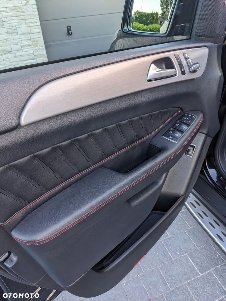 Mercedes-Benz GLE AMG 43 Coupe 4M 9G-TRONIC - 24