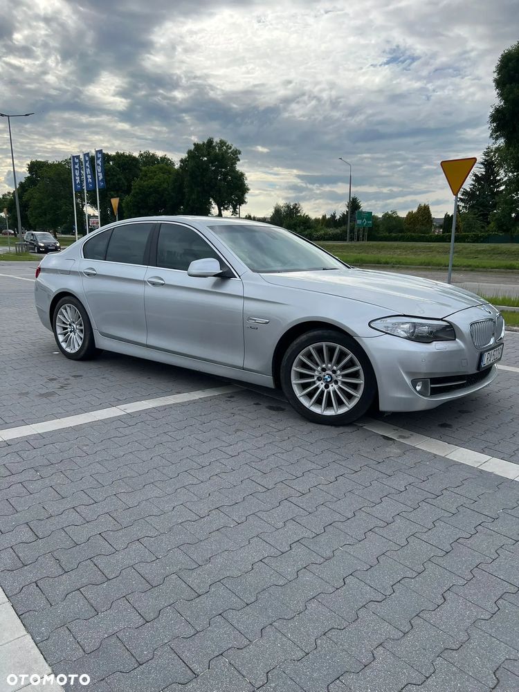 BMW Seria 5 535i xDrive Modern Line - 11