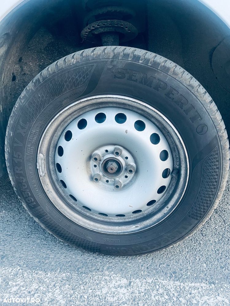 Renault Kangoo ver-grand-blue-dci-95-equilibre - 22