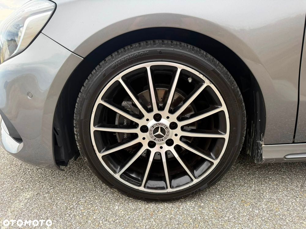 Mercedes-Benz Klasa A 180 7G-DCT AMG Line - 14