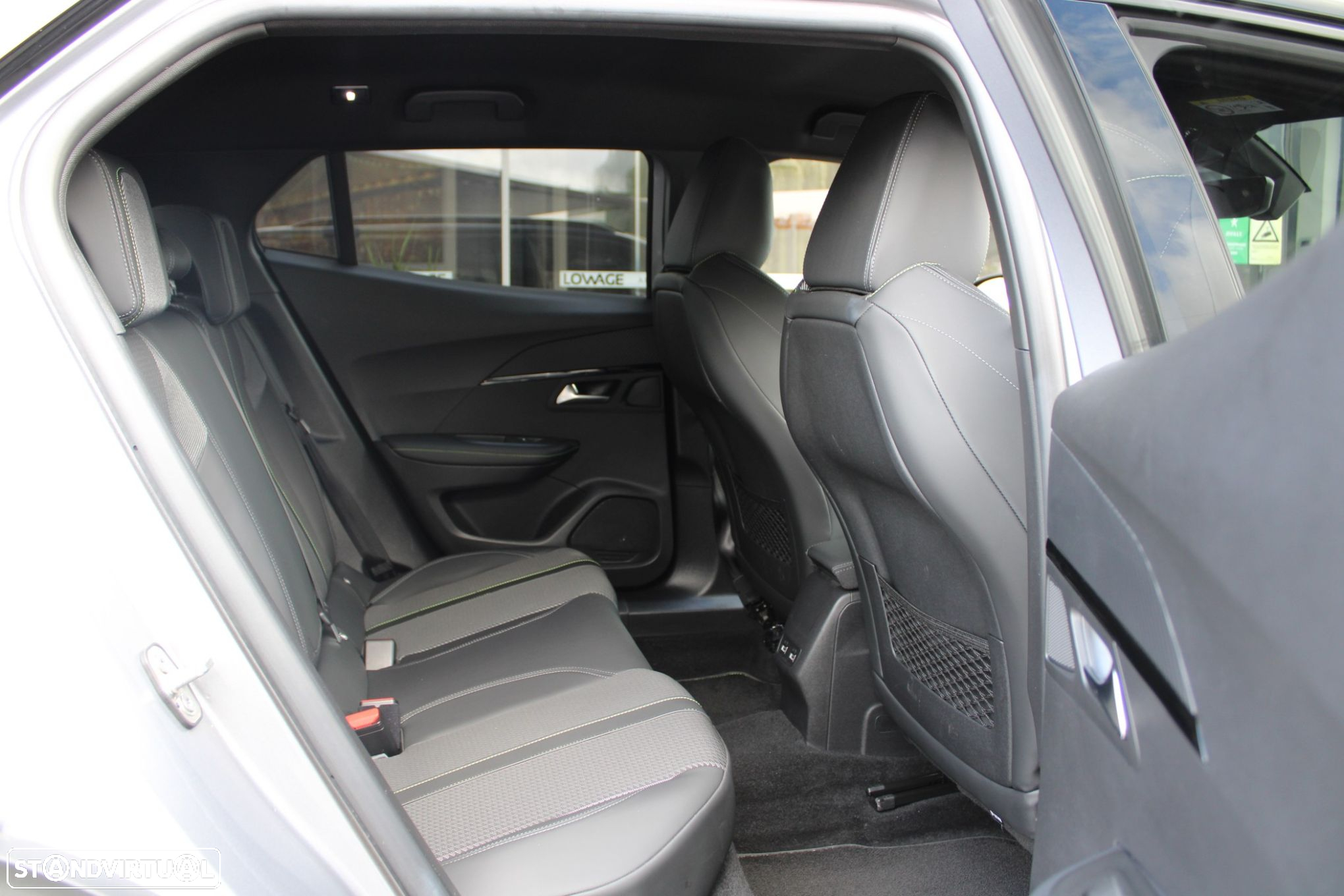 Peugeot 2008 1.2 PureTech GT - 21