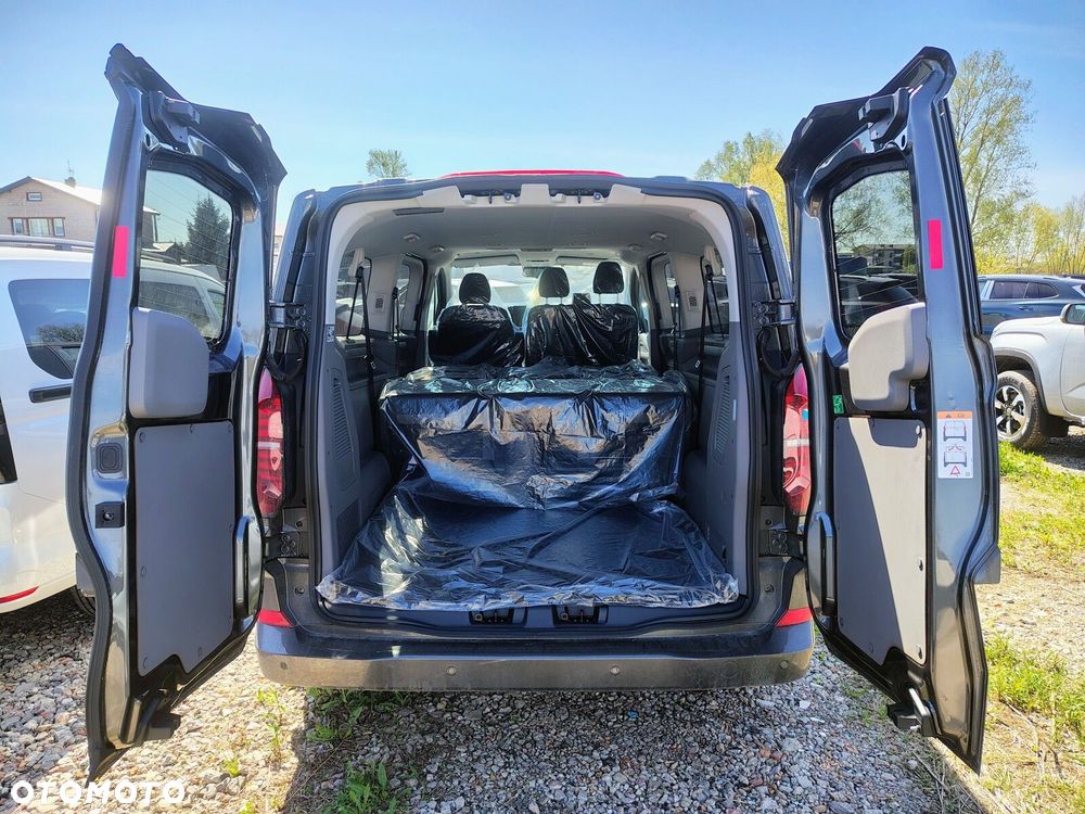 Volkswagen Nowa Caravelle Caravelle silnik: 2,0 l TDI 150 KM / skrzynia biegów: 8-biegowa automatyczna rozstaw osi: 3500 mm - 7