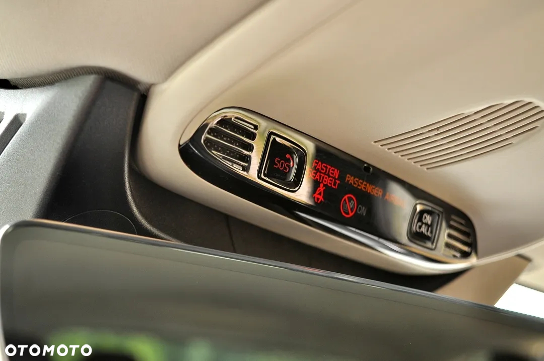 Volvo XC 90 D4 FWD Momentum 7os - 38