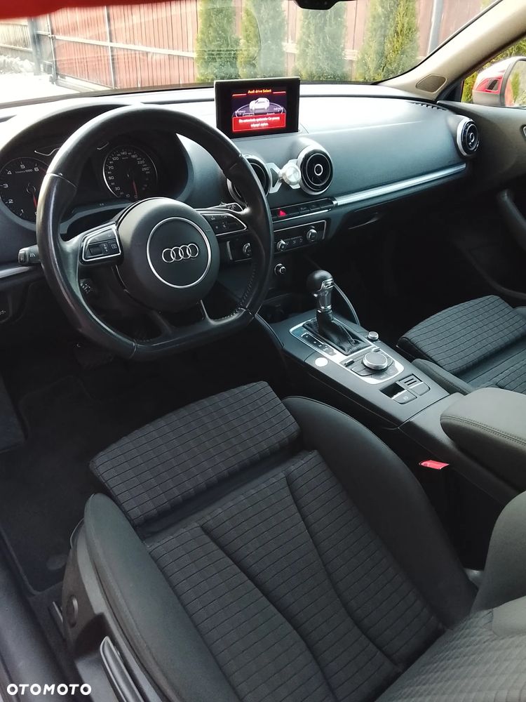 Audi A3 Sportback - 12