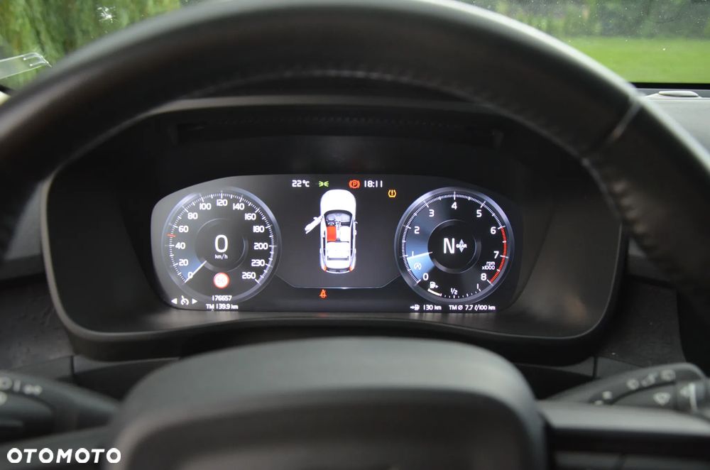 Volvo XC 40 T3 Momentum - 17