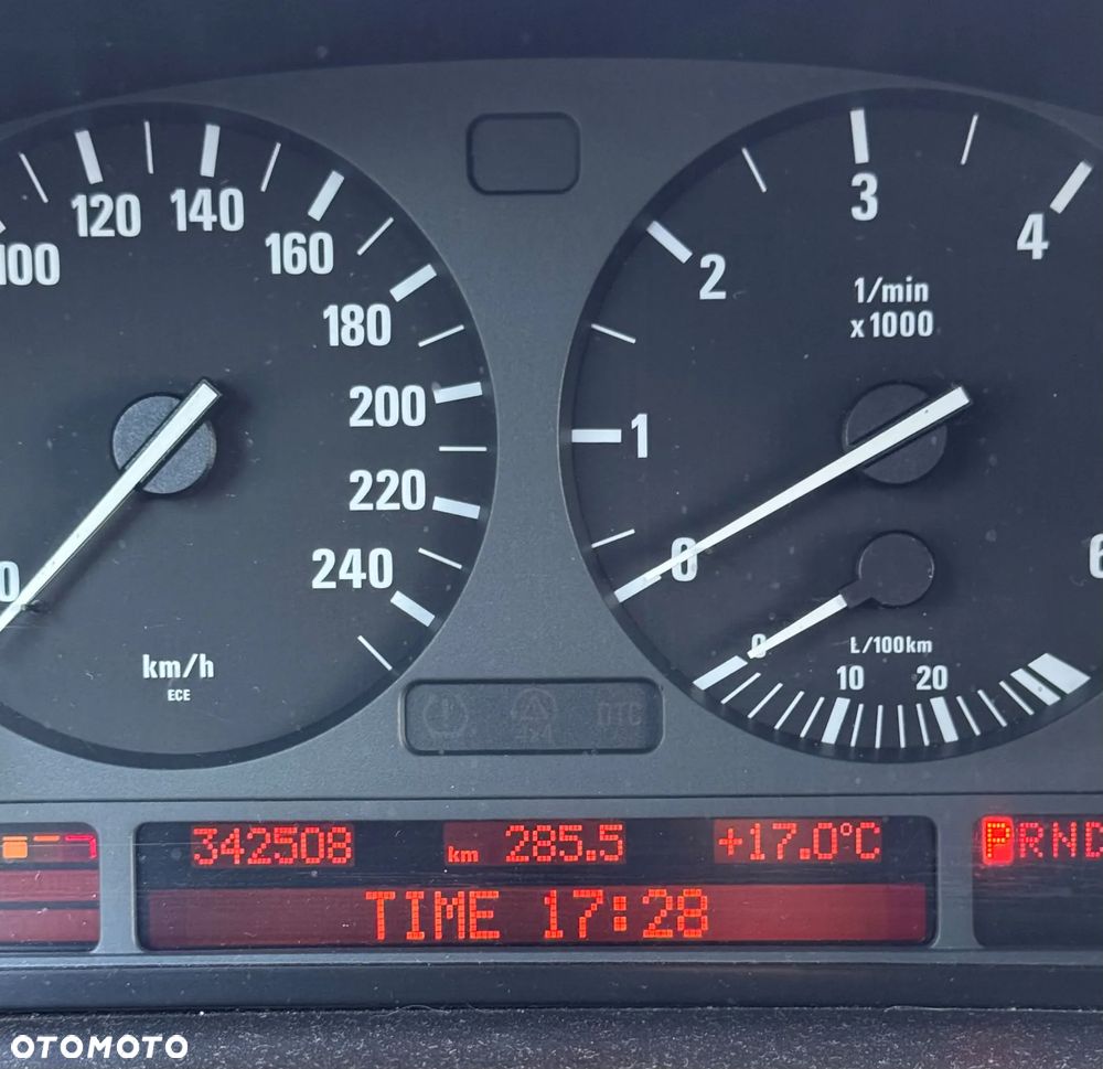 BMW Seria 5 - 10
