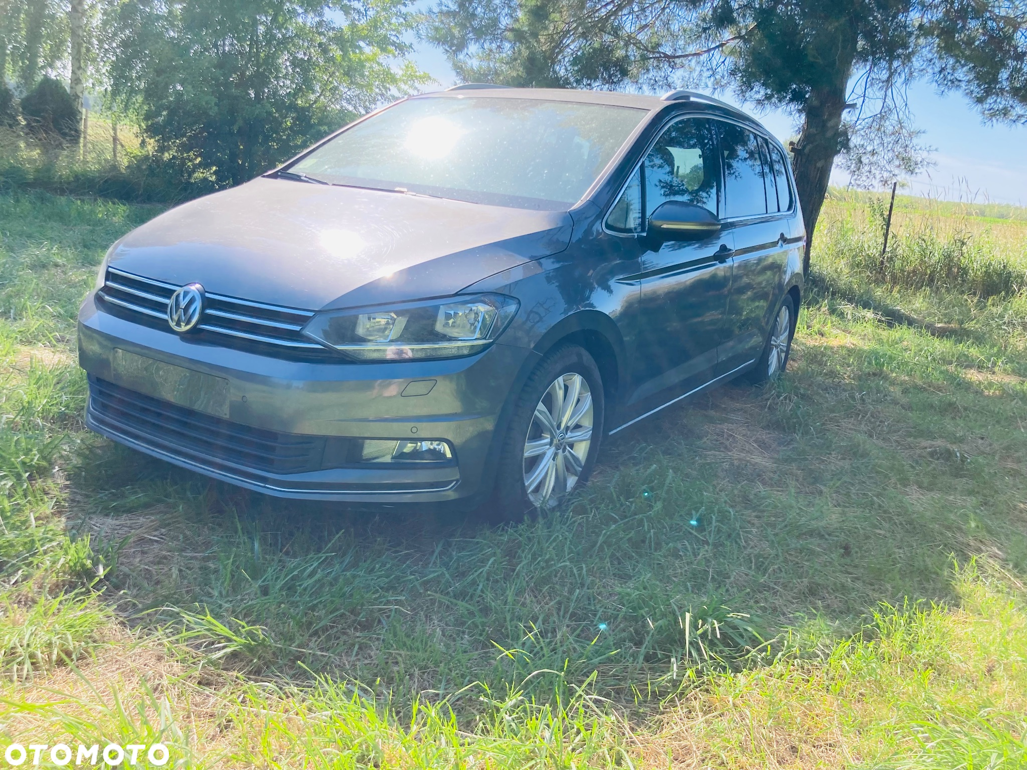 Volkswagen Touran 2.0 TDI BMT Highline - 3