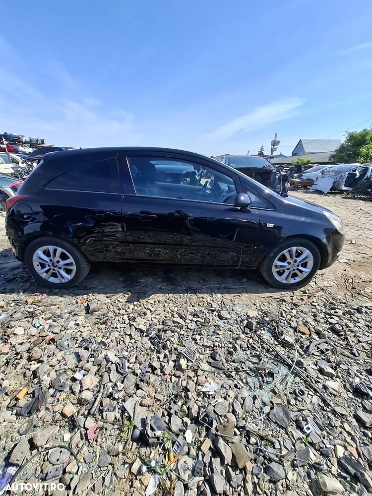 Dezmembrez Opel Corsa D 1.7 cdti - 9