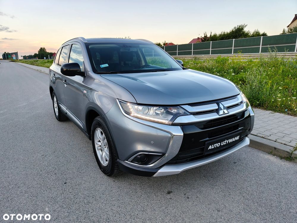 Mitsubishi Outlander 2.0 City Style 2WD - 23