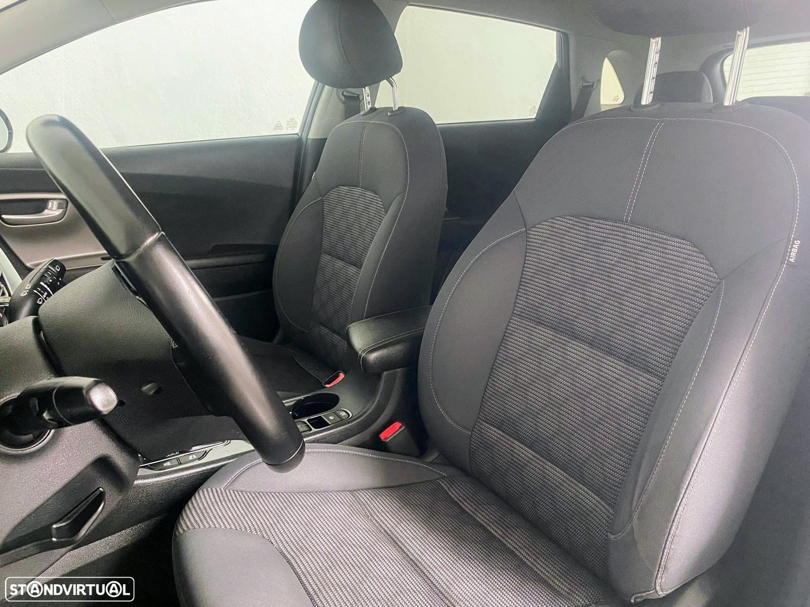 Kia Niro 1.6 GDi PHEV Tech - 16