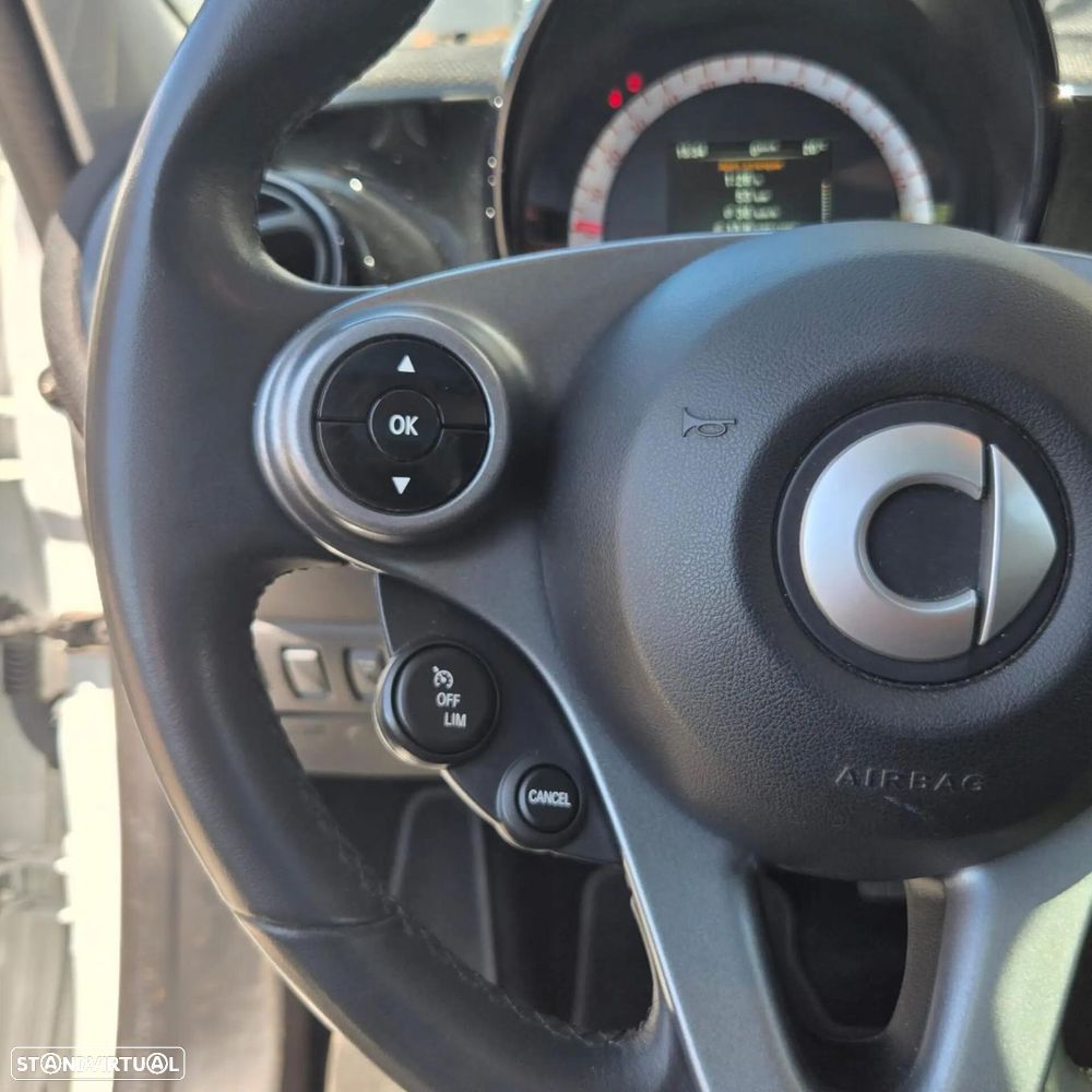 Smart ForFour EQ pulse - 15