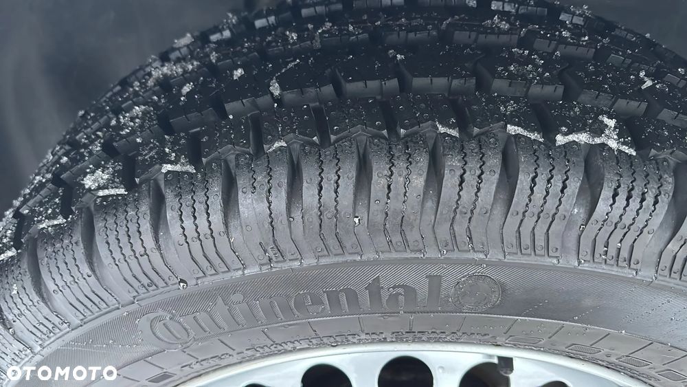 Volkswagen Transporter T5 - 32