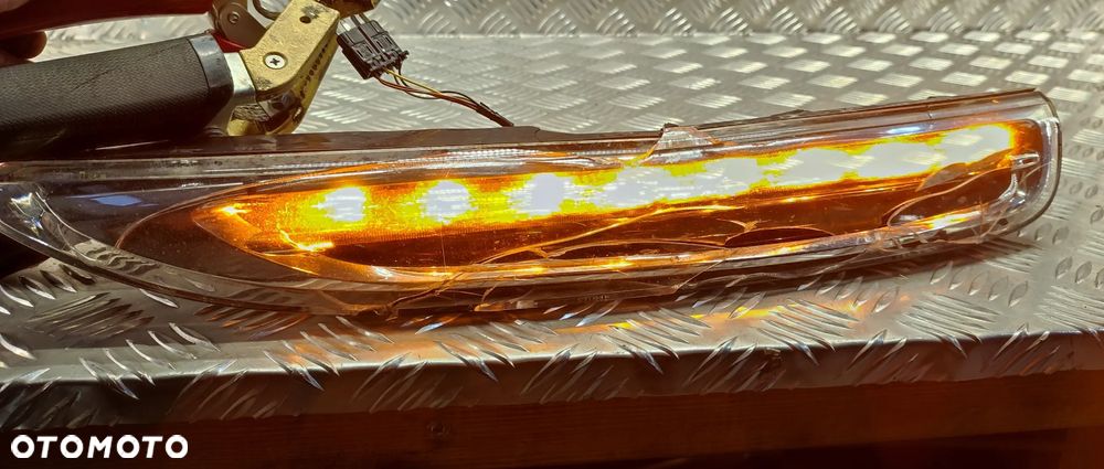 PORSCHE CAYENNE II 10-17R LAMPA PRZOD PRAWA KIERUNKOWSKAZ LED DRL 7P5941182B 7P5941182 B - 11