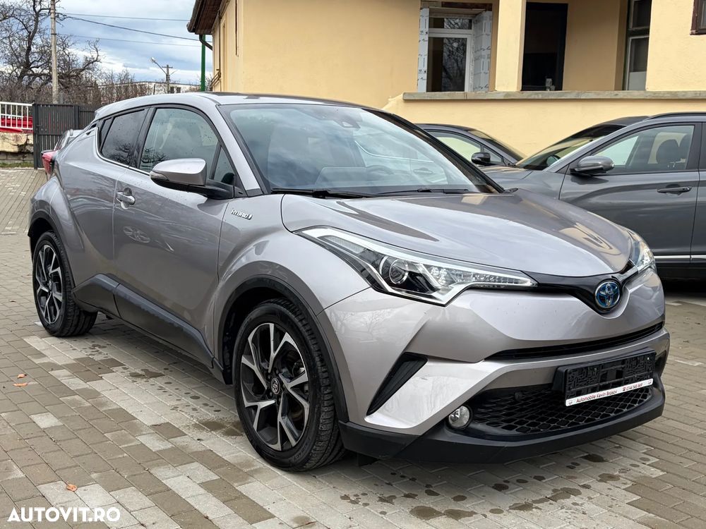 Toyota C-HR - 11