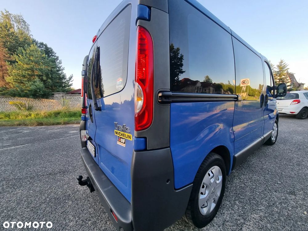 Renault Trafic L1H1 Passenger Lux - 12