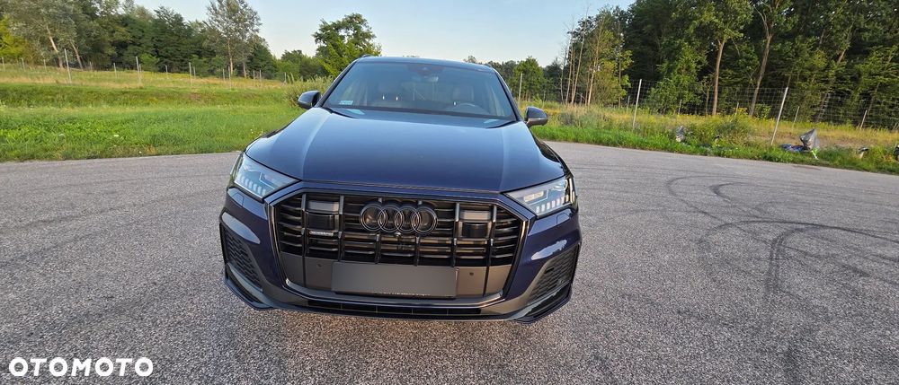 Audi Q7 - 11