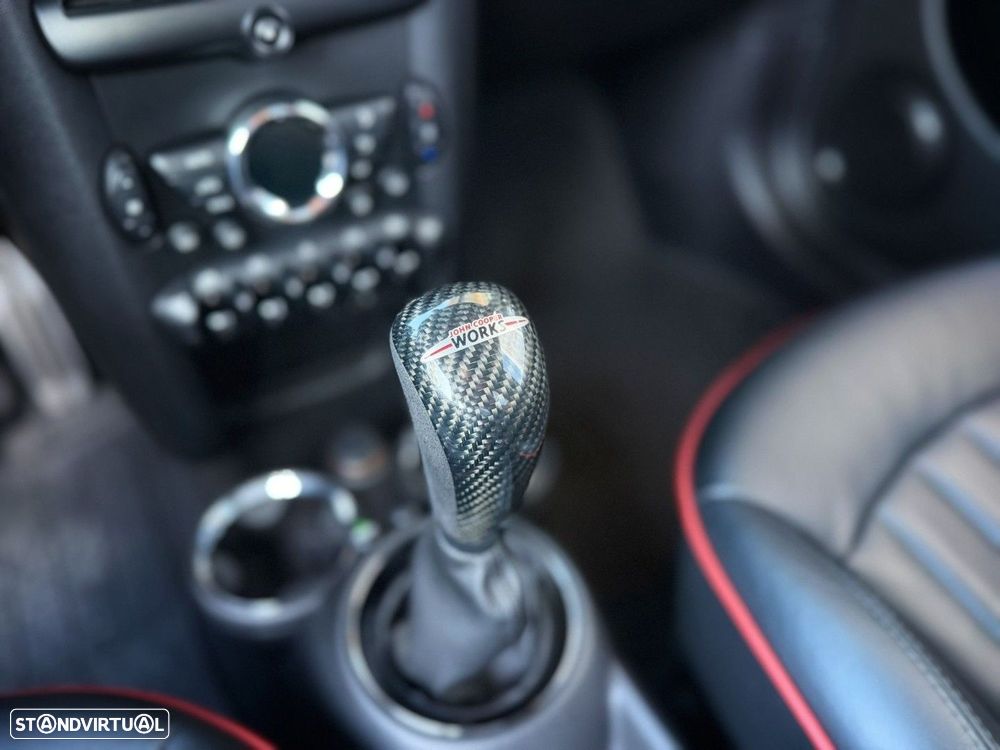 MINI 3 Portas John Cooper Works - 22