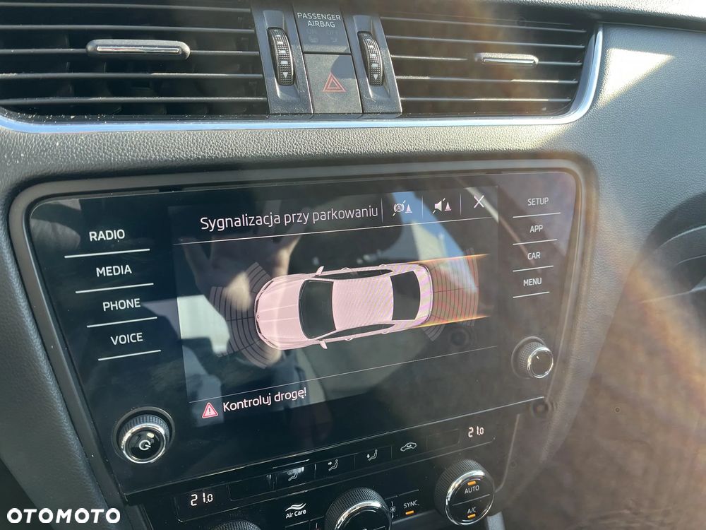 Skoda Octavia 2.0 TDI SCR Ambition DSG - 22