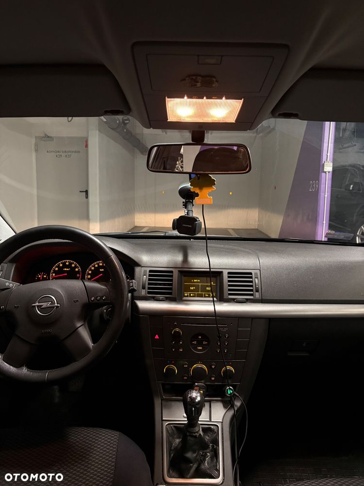Opel Vectra 1.8 - 4