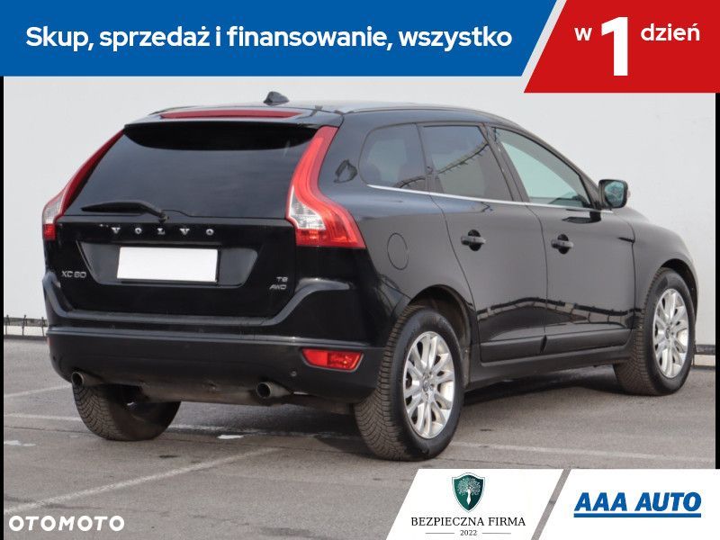 Volvo XC 60 - 6