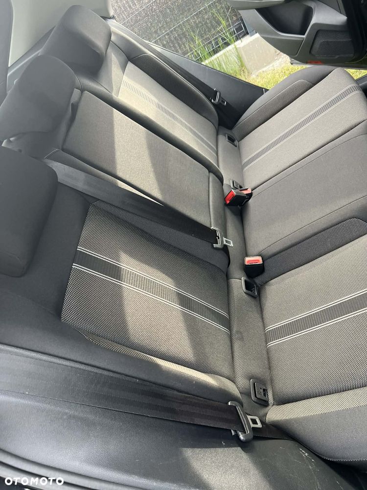 Volkswagen T-Roc 2.0 TDI SCR DPF Advance - 12