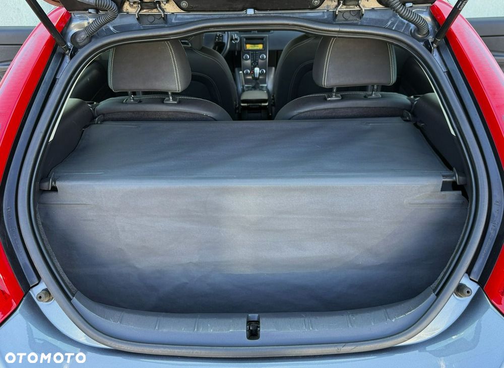Volvo C30 D2 DRIVe R-Design - 19