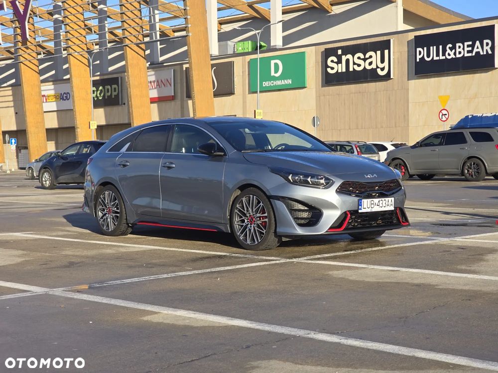 Kia ProCeed 1.6 T-GDI GT DCT - 28