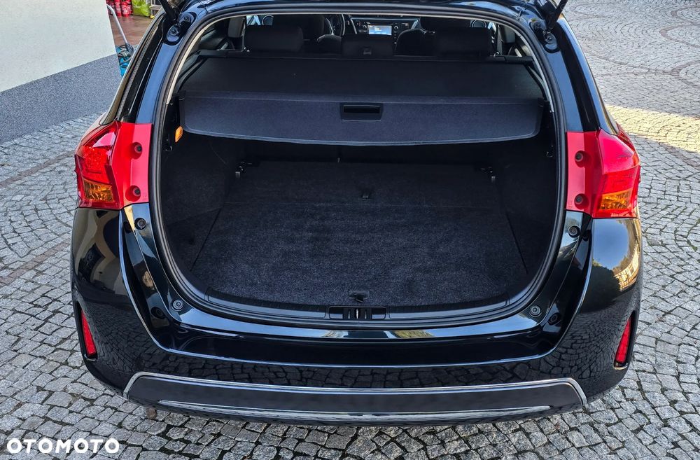 Toyota Auris 1.8 HSD Prestige - 15