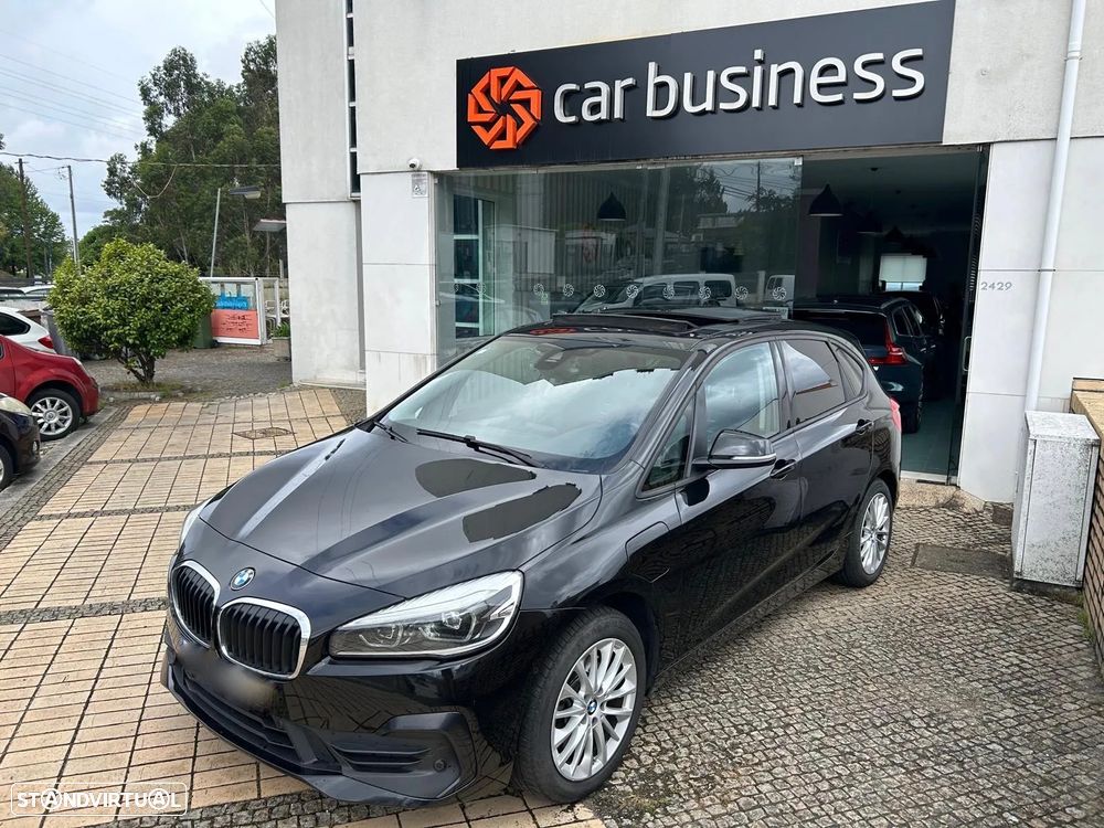 BMW 230xe Active Tourer - 12