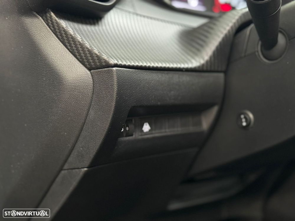 Peugeot 2008 1.2 PureTech Active Pack - 26