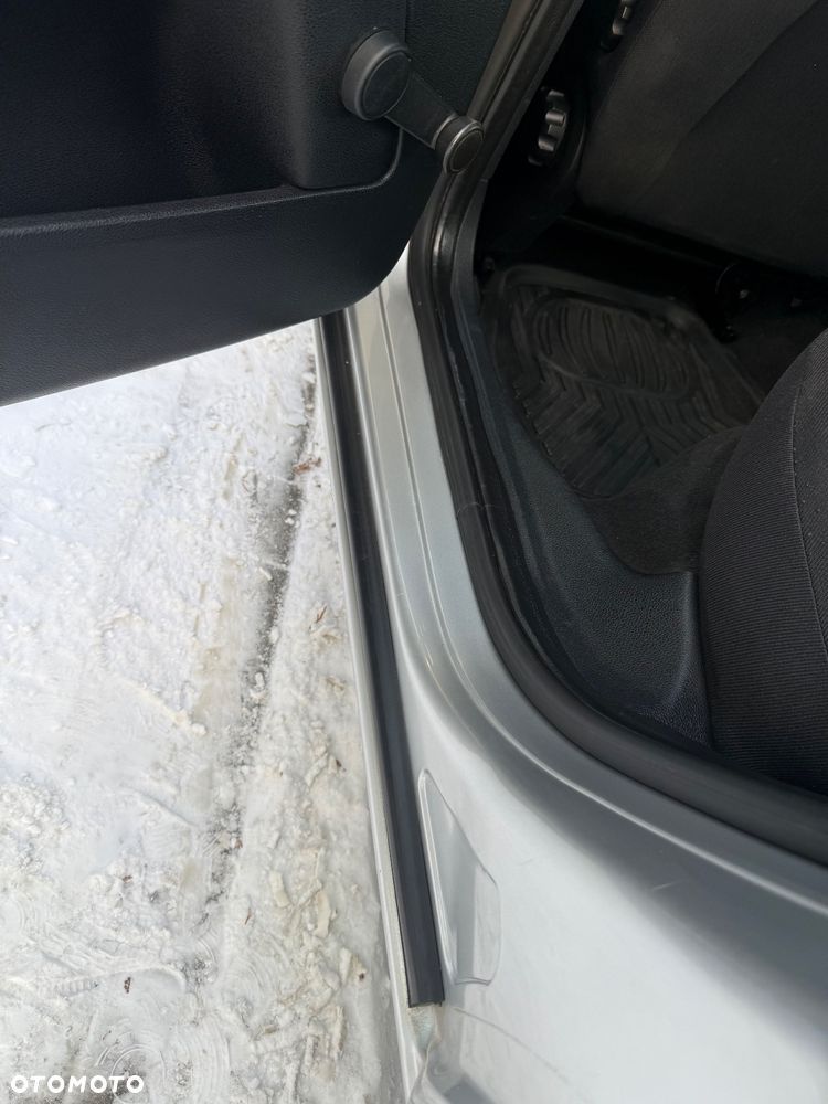 Ford Mondeo 2.0 TDCi Trend - 12