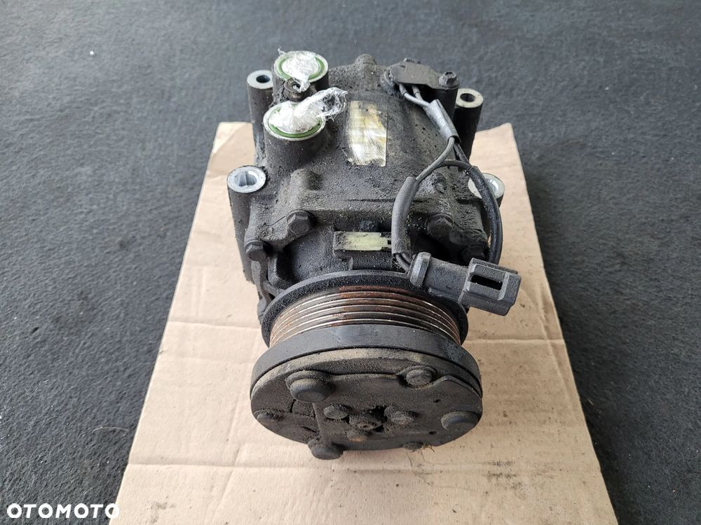 Kompresor klimatyzacji pompa Ford Focus Mk1 1,6 16V - 2