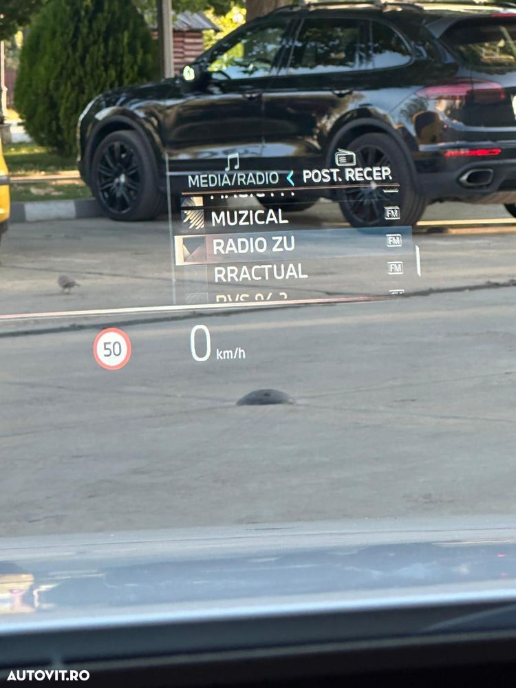 BMW Seria 5 520i Aut. - 34