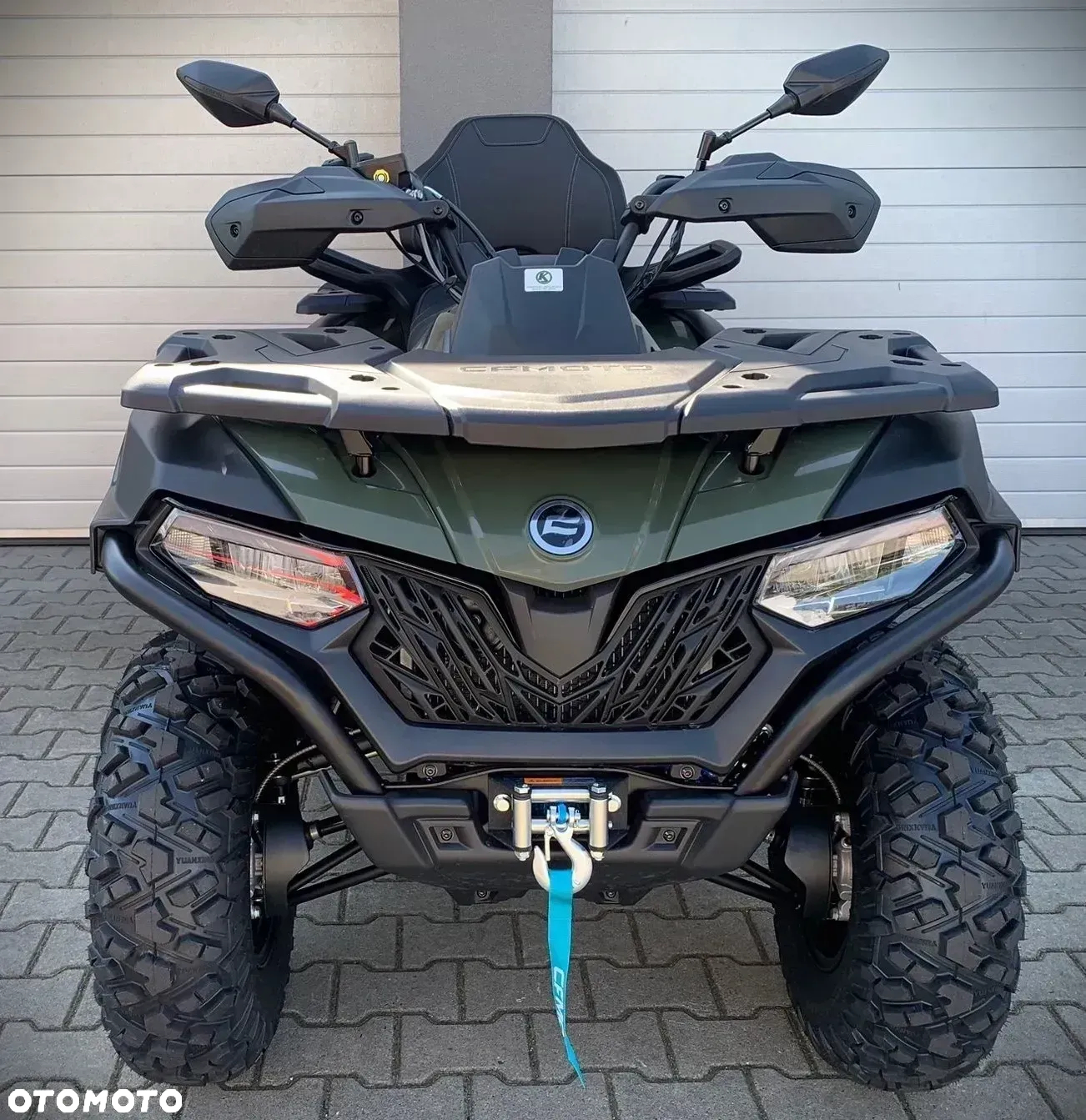 CFMoto CForce - 12