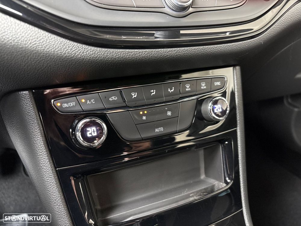 Opel Astra Sports Tourer 1.2 T GS Line S/S - 38