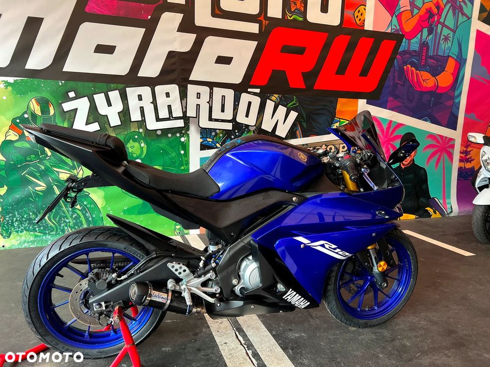 Yamaha YZF - 4
