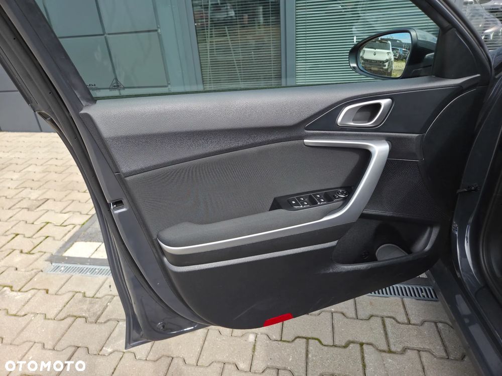 Kia Ceed 1.5 T-GDI L Business Line - 27
